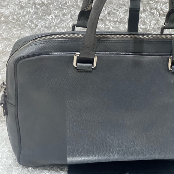 Louis Vuitton Taiga Porte-Documents Business MM - Picture 7 of 16